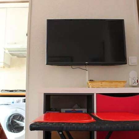 Cap D'agde, 2 Pieces, 4 Personnes - Fr-1-607-40 * Агд
