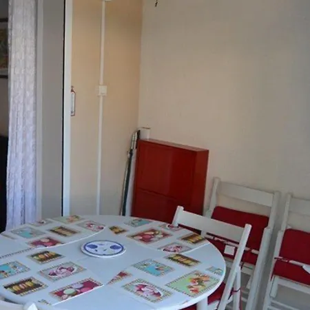 Cap D'agde, 2 Pieces, 4 Personnes - Fr-1-607-40 *